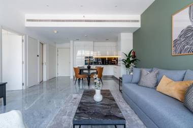 Modern 1BDR in Business Bay with pool access