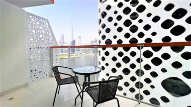 Brand new studio with balcony in Business Bay