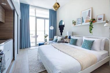 Bright and Stylish Studio in Dubai Marina