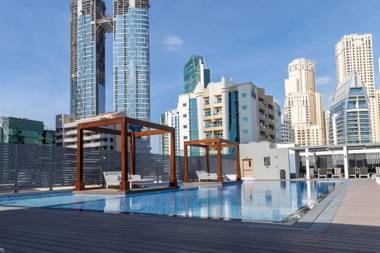 Bright and Stylish Studio in Dubai Marina