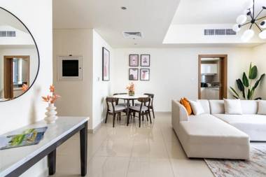 Newly furnished 1BDR in Downtown near Burj Khalifa Pet Friendly