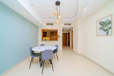 ALH Vacay - 2 Bedroom in Standpoint Tower B Downtown Dubai