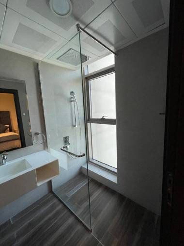 Best TownHouse on JCV 4 bedrooms