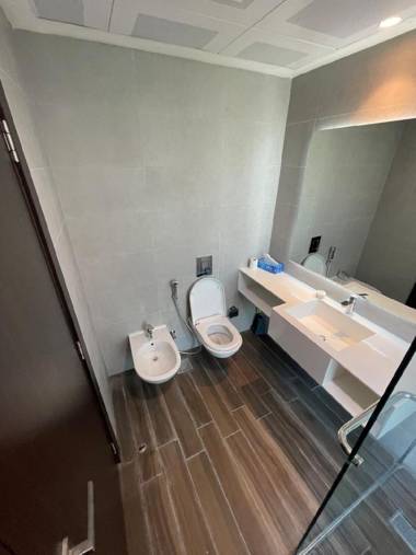 Best TownHouse on JCV 4 bedrooms