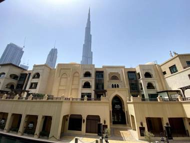 Lux BnB 1BD I Souk Al Bahar I Burj Khalifa Views