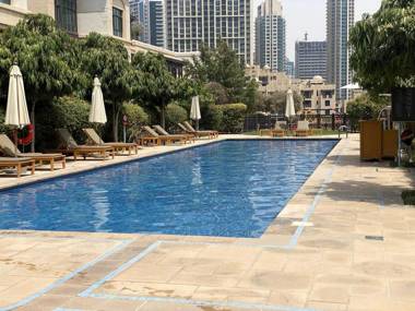 Lux BnB 1BD I Souk Al Bahar I Burj Khalifa Views