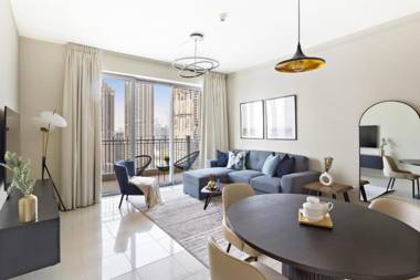 Your 1BDR home away from home in Downtown