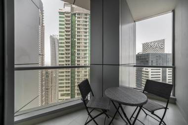 HiGuests - Luxury Apartment 10' walking to Dubai Harbor