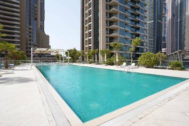 Splendid Apartment With Marina Views and Pools