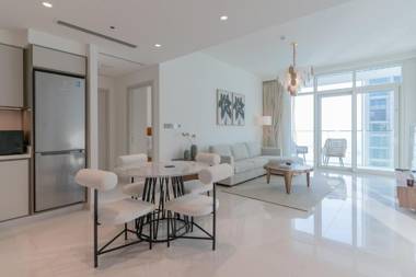 LUXFolio Retreats - Sunrise Bay