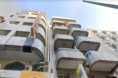 OYO 945 Dream Touch Hotel