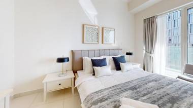 Luxury and Comfortable 1BR views Dubai Marina