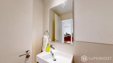 Unique and Stylish 1BR with Canal and Sea View