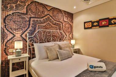 Arabesque Apt with Private Jacuzzi and Terrace