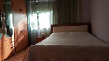 Entire nice apartment in the center