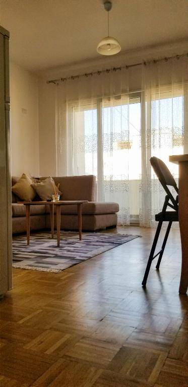 City Center Cute and Comfy Apartment - Ajia Apartments