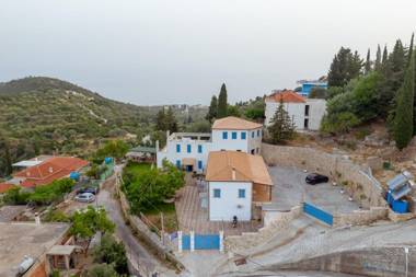 Alex Bed and Breakfast