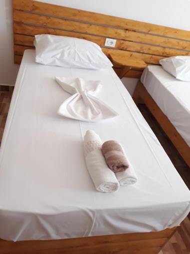 Beleris Rooms