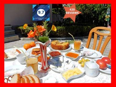 VILA LILI Guest House - Berat