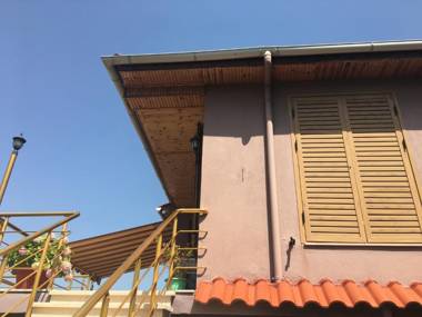 Sara Guesthouse