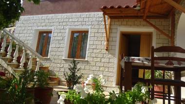 Guesthouse Hlias Gloria