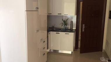 Mali i Robit Beachfront Apartment