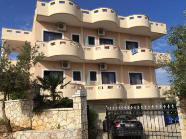 Besimi Apartment