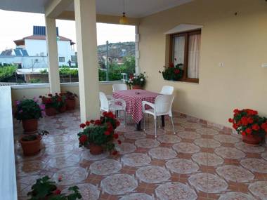 Apartment Vladimir Sela Ksamil