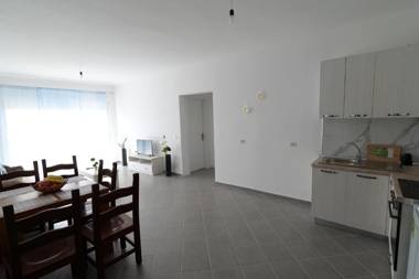 Sion Sarande Apartment 33