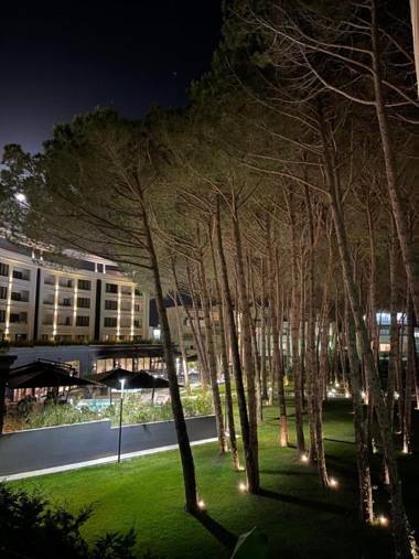 EME APARTMENTS - Kompleksi Lura 2 Gjiri i Lalzit