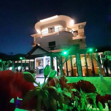 Drini Hotel