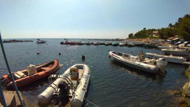 West Beach Apartment