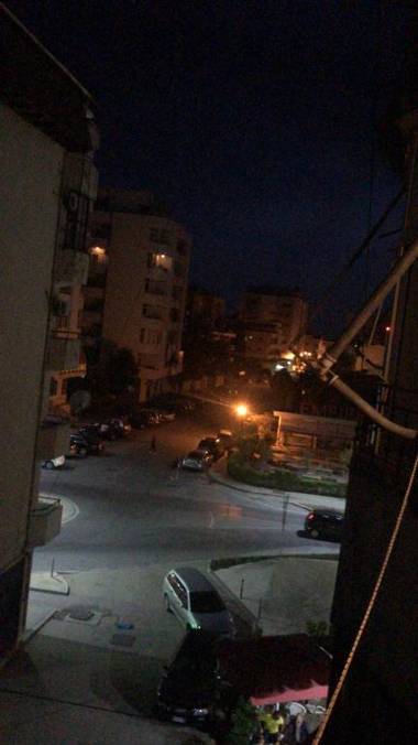 Kevin’s Apartment 100m from the Beach