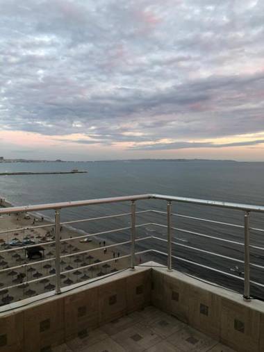 Luxury SeaView Apartment