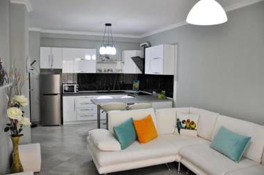Modern Summer Apartment