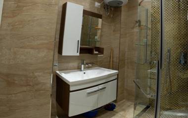 Deni Lalzi Bay Rooms