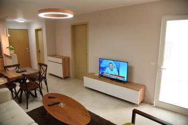 Alex's Apartment
