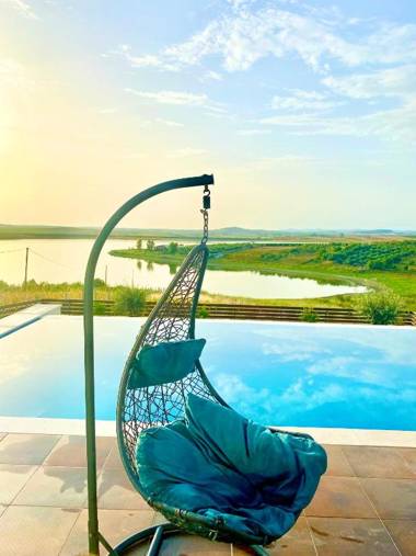 luxury villa swimming pool Gjiri Lalzit