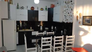 Gero Balcony Apartment