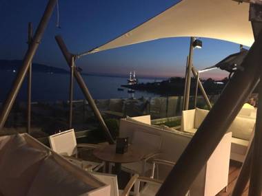 Andon Lapa Suites
