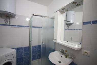 Violet Sea View Apartment