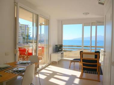Nice holiday apartment sun - sea - love