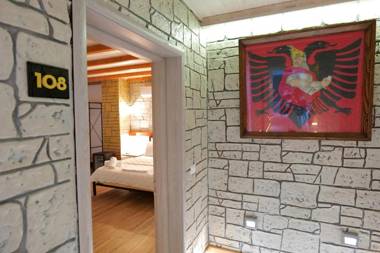 Oceanic Overview Suites