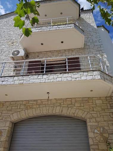 Eglent's tourist house