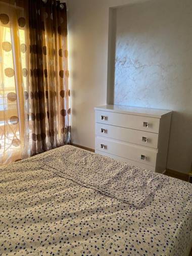 Sunny Apartament Saranda