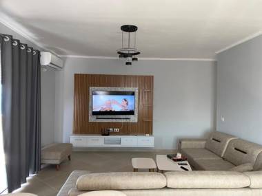 Zholi Apartments