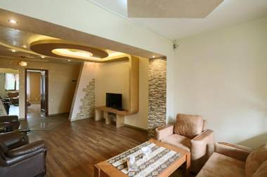 Luxury Apartments in Center