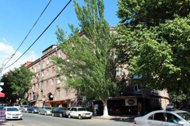RIS Central Apartments Yerevan