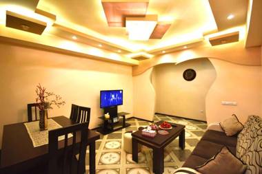 Three Rooms Center Yerevan 6