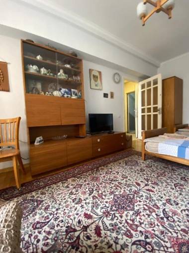 #SARYAN#WINE STREET#OLD CITY